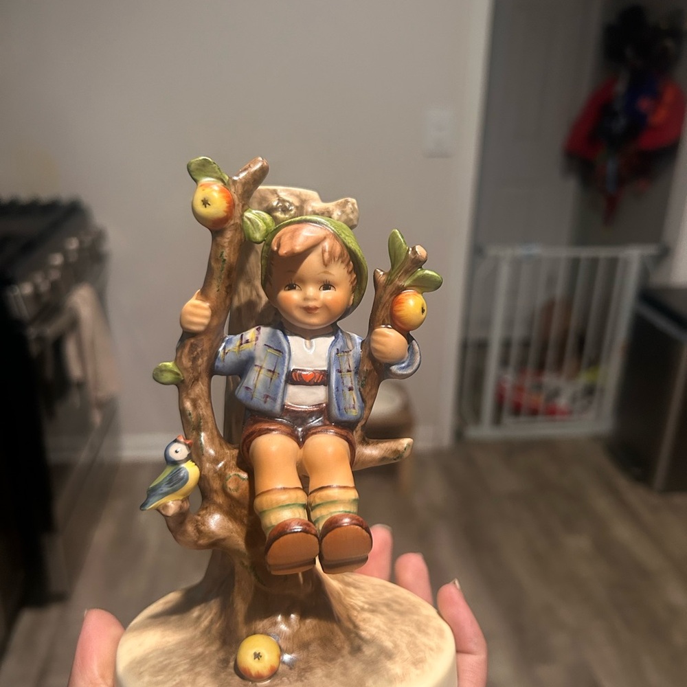 Hummel Apple Tree Boy 677 candle holder